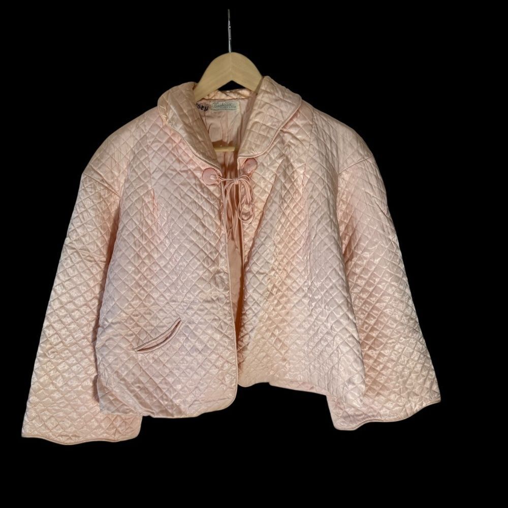 Barbizon Puffetz Vintage 1950's Peach Qulted Bed Jacket One Size